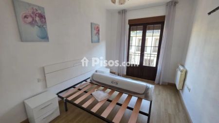 Piso en alquiler en Centro - Foto 3