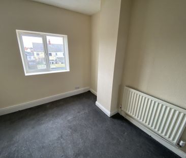 Cheverton Avenue, Withernsea - Photo 2
