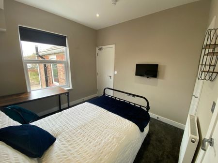 1 bed Mid Terraced House for Rent - Photo 5