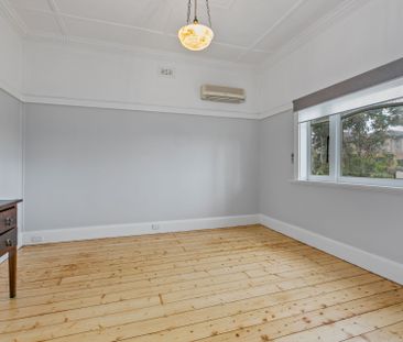 Charm & Character! - Photo 5