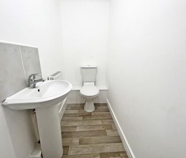 2 bedroom end of terrace house to rent - Photo 6
