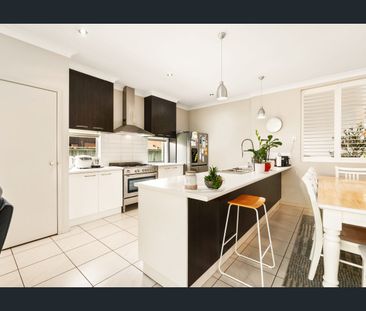 Modern Family Home with Multiple Living Areas - Photo 2