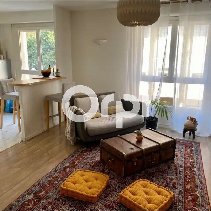 Appartement 2 pièces 58m2 MARSEILLE 8EME 852 euros - Photo 1