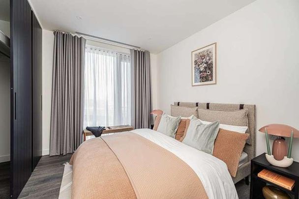 Westfield Avenue, Stratford, E20 - Photo 1