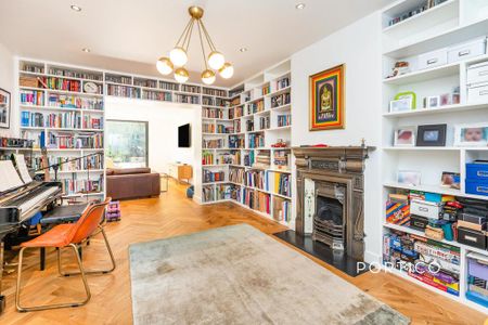 4 bedroom semi-detached house to rent - Photo 2