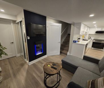 For Lease - 1412 Rose Way Unit# Bsmt., Milton, Ontario - Photo 3