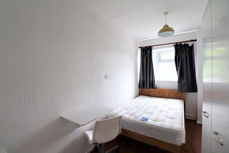 3 bedroom house share for rent in Coxwell Gardens, Birmingham, B16 - Photo 3