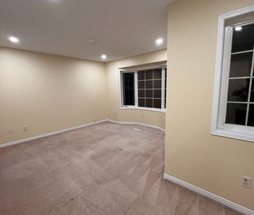 For Lease - 14 Owens Road, Brampton, Ontario - Photo 4