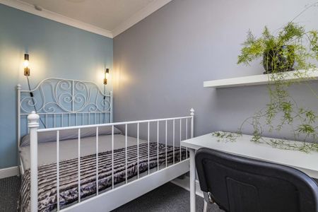 3 bedroom terraced house to rent - Photo 3