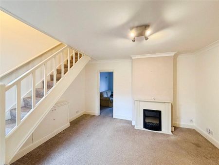 2 bedroom maisonette to rent - Photo 5