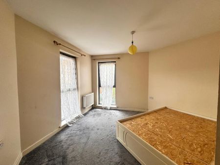 2 bedroom flat to rent - Photo 3