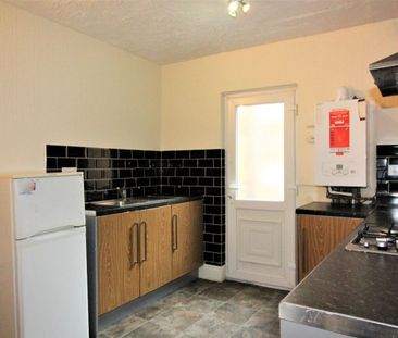 Latham Street Flat, PRESTON, Lancashire PR1 3TE - Photo 3