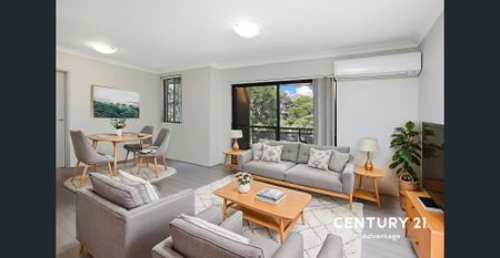 Stylish Apartment in a Prime Pendle Hill Location - Photo 3