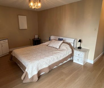 For Lease - 18 Knightsbridge Road Unit# 1012, Brampton, Ontario - Photo 6