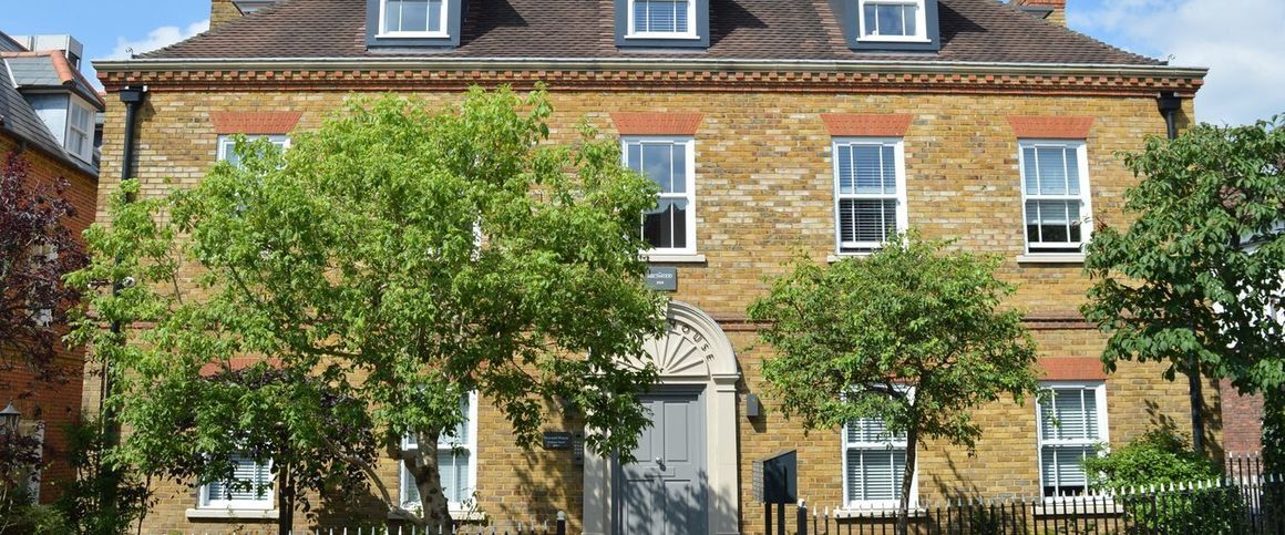 Baker Street, Weybridge, KT13 - Photo 1