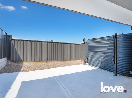 12A Royston Cct, Farley, NSW, 2320 - Photo 3