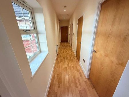 City View, Holywell Heights, Sheffield, S4 - Photo 2