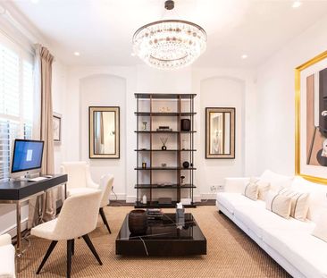 A beautifully refurbished house set in this prime Belgravia location - Photo 1