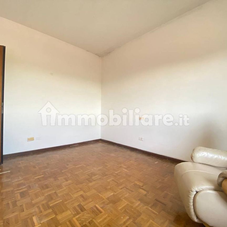 Trilocale buono stato, terzo piano, Popolo, Rondò, Casale Monferrato - Photo 1