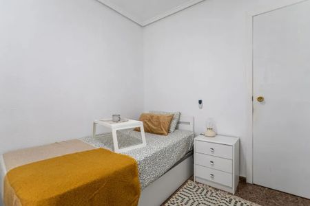 Carrer del Beat Joan Grande, Valencia, Valencian Community 46011 - Photo 2