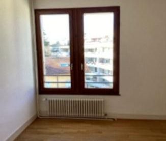 Appartement de 5 pièces au 2ème étage avec terrasse - Foto 3