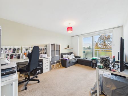 St. Merryn Court, Beckenham, BR3, London - Photo 3