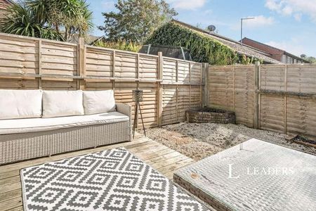 Brookenbee Close, Rustington, BN16 - Photo 4