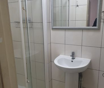 1 Bed Flat, Walthamstow, E17 - Photo 5