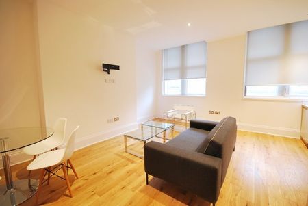 2 Bed - Grainger Street, Newcaslte Upon Tyne - Photo 4