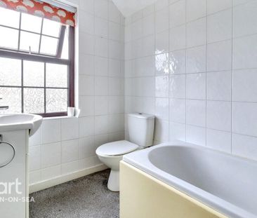 2 bedroom end of terrace house to rent - Photo 4