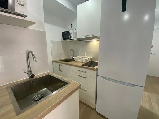 Calle Francisco Ordóñez, Madrid, Community of Madrid 28021 - Photo 1