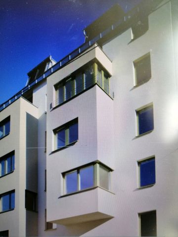 PROVISIONSFREI - Neues Haus - zauberhafte Dachgeschoßwohnung mit Terrasse um netto € 1038,,-- - Photo 4