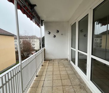 Geräumige 3 Zimmer Wohnung mit Balkon ab sofort - Photo 1