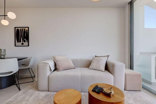 Luxury Apartment for rent in Benahavís, Spain - Photo 1