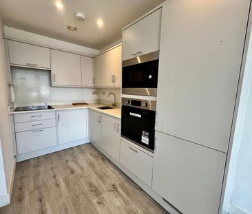 Obelisk House, Camberley - 1 bedroomProperty for lettings - Seymours - Photo 5