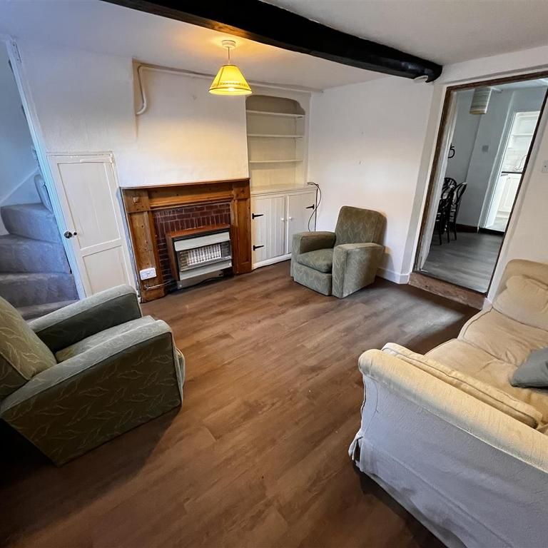 3 bedroom terraced house to rent - Photo 1