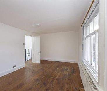 2 bedroom maisonette to rent - Photo 6
