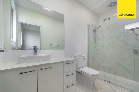 Convenient Location with Modern Appeal! - Photo 3