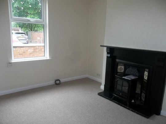 2 bedroom semi-detached house to rent - Photo 1