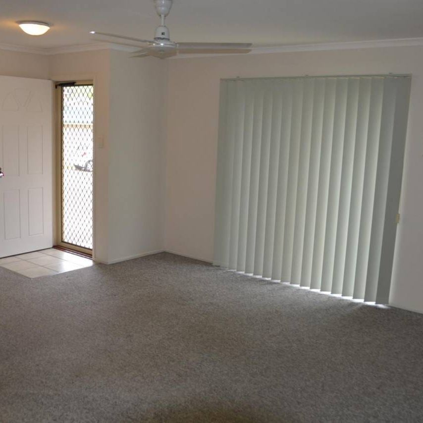 COMFORTABLE 2 BEDROOM UNIT - Photo 1