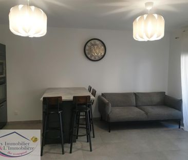 Location Appartement 3 pièces 53m² HYERES 83400 - Photo 3