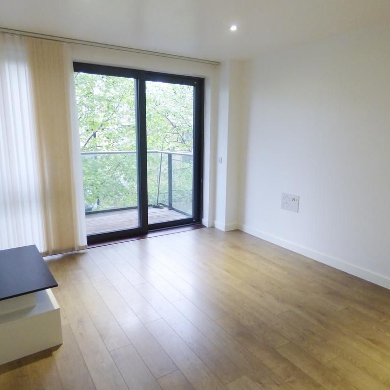 1 bedroom flat to rent - Photo 1