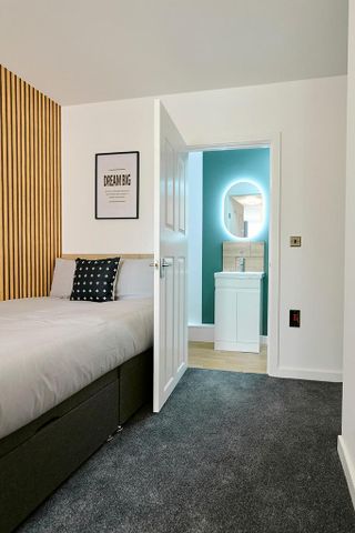 7 bedroom apartment to rent - Photo 2