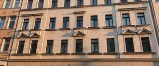 Frisch sanierte 2-R-Wohnung mit Einbauküche zu vermieten - Foto 1