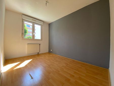 Location Appartement 4 pièces 88m² BESANCON 25000 - Photo 4