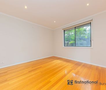 1/5 Folkestone Road, 3150, Glen Waverley Vic - Photo 2