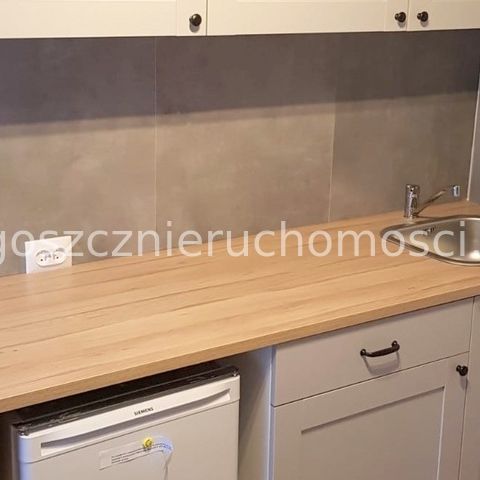 Do wynajęcia tania kawalerka w Centrum - 29m2 - Zdjęcie 1