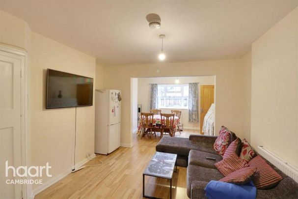 1 bedroom in a house share to rent - Photo 1