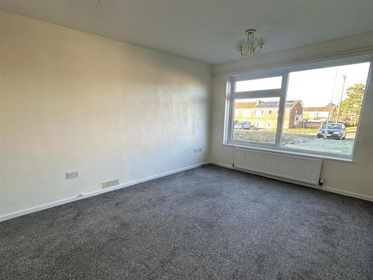 2 bedroom property to rent - Photo 1