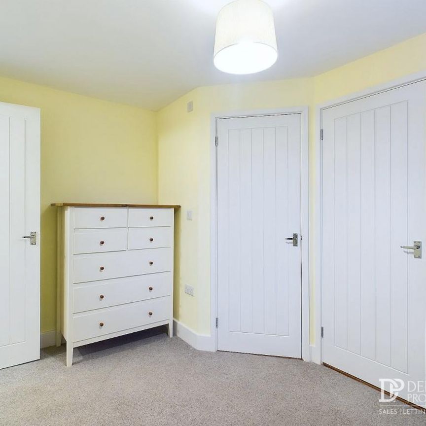 1 Bedroom Flat - Photo 1